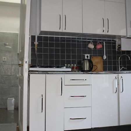 Апартаменти For Those Who Want To Be Close To Beyoglu Istiklal Street Стамбул Екстер'єр фото