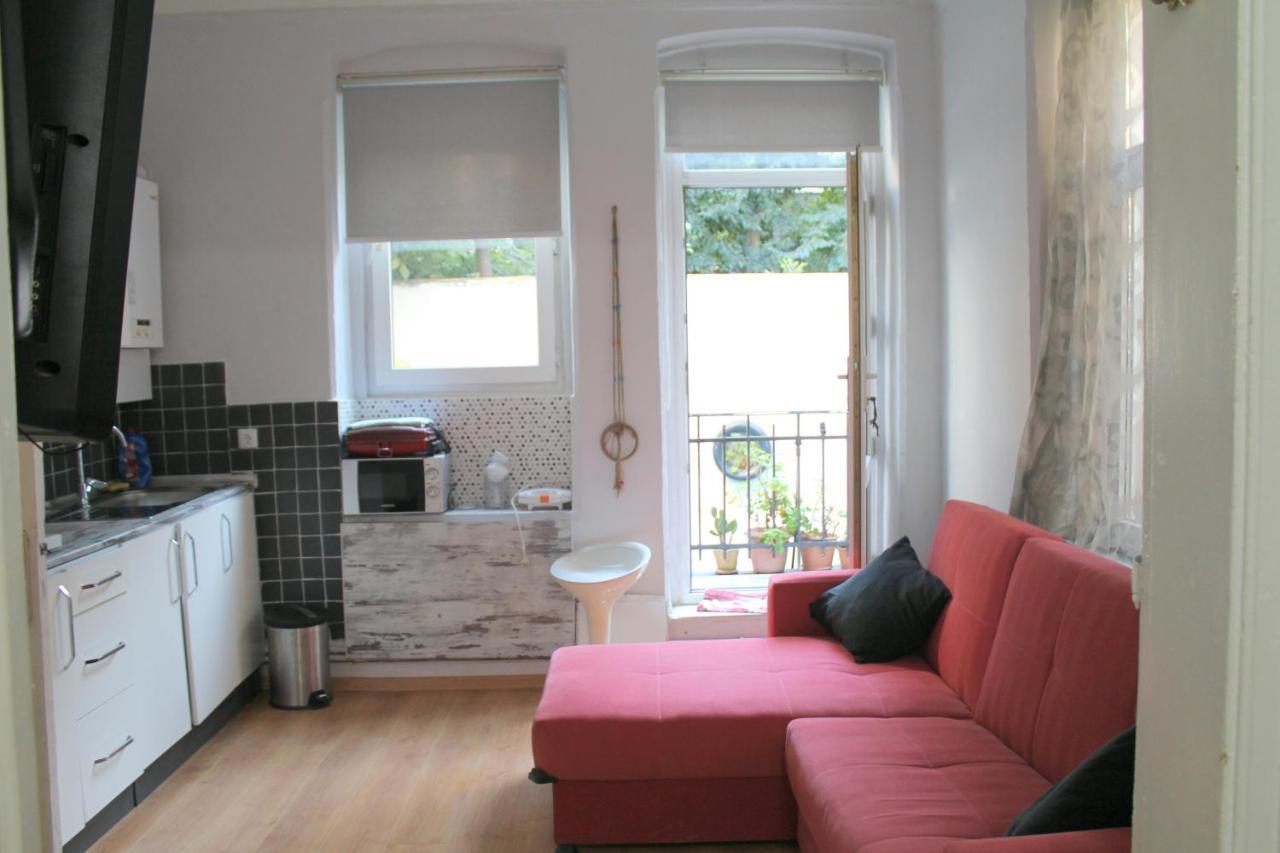 Апартаменти For Those Who Want To Be Close To Beyoglu Istiklal Street Стамбул Екстер'єр фото