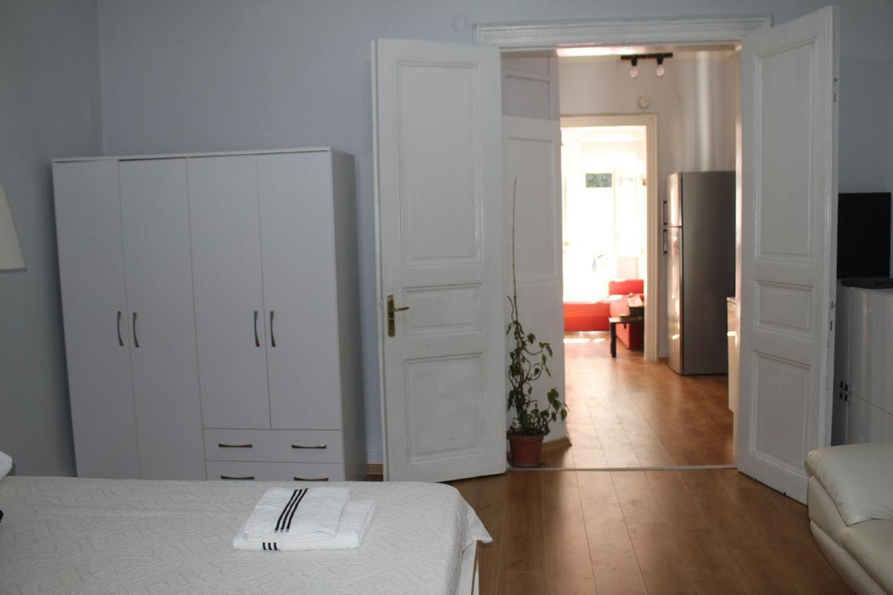Апартаменти For Those Who Want To Be Close To Beyoglu Istiklal Street Стамбул Екстер'єр фото