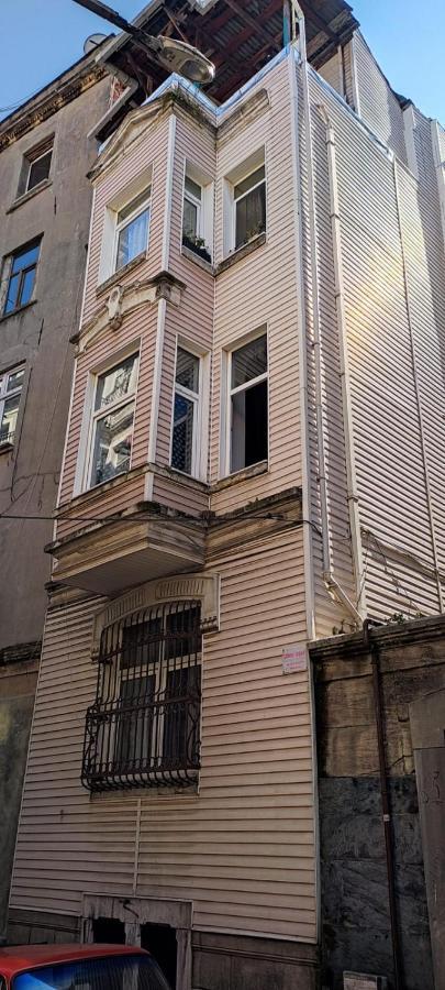 Апартаменти For Those Who Want To Be Close To Beyoglu Istiklal Street Стамбул Екстер'єр фото